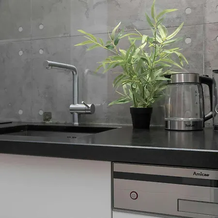 Modern With Ac & Parking Near Piotrkowska By Renters Apartament