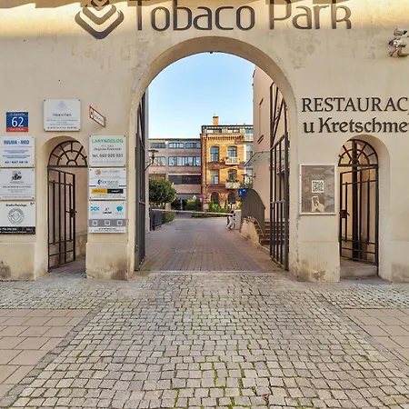 Modern With Ac & Parking Near Piotrkowska By Renters Apartament Łódź