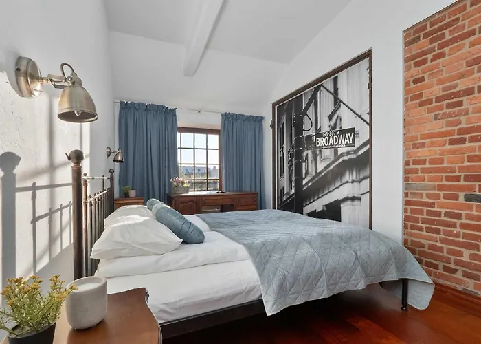 Modern With Ac & Parking Near Piotrkowska By Renters