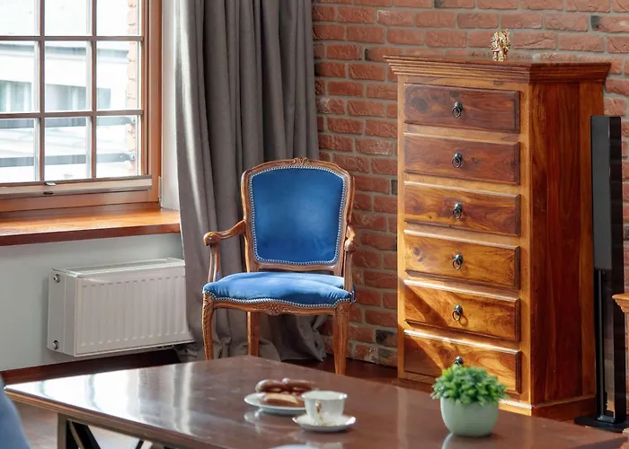 Modern With Ac & Parking Near Piotrkowska By Renters *