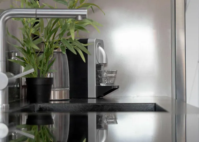 Apartamento Modern With Ac & Parking Near Piotrkowska By Renters